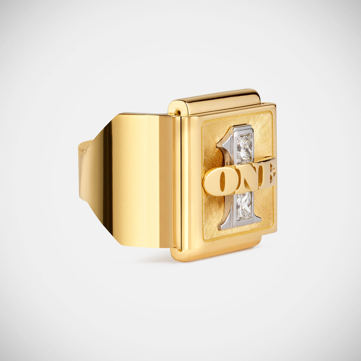 Marie Lichtenberg Staging Ring Buck ring Large