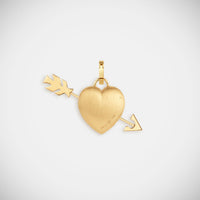 Marie Lichtenberg Staging Charm Coeur percé charm