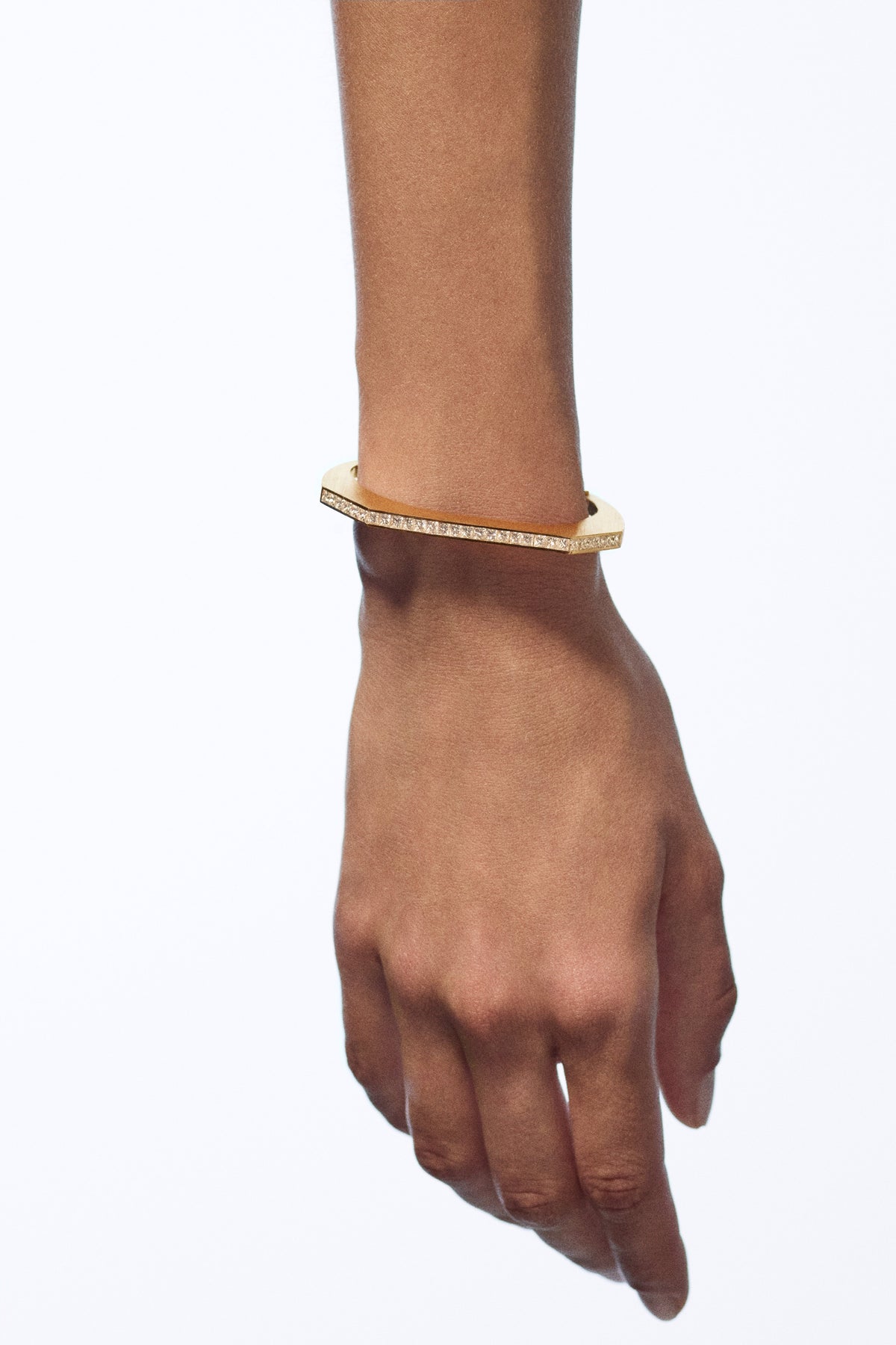 Marie Lichtenberg Staging Bracelet Cuff Line Bracelet
