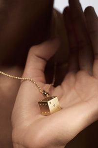 Marie Lichtenberg Staging Charm Dado charm 13mm