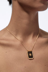 Marie Lichtenberg Staging Scapulaires Ebony Clover Scapular