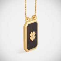 Marie Lichtenberg Staging Scapulaires Ebony Clover Scapular