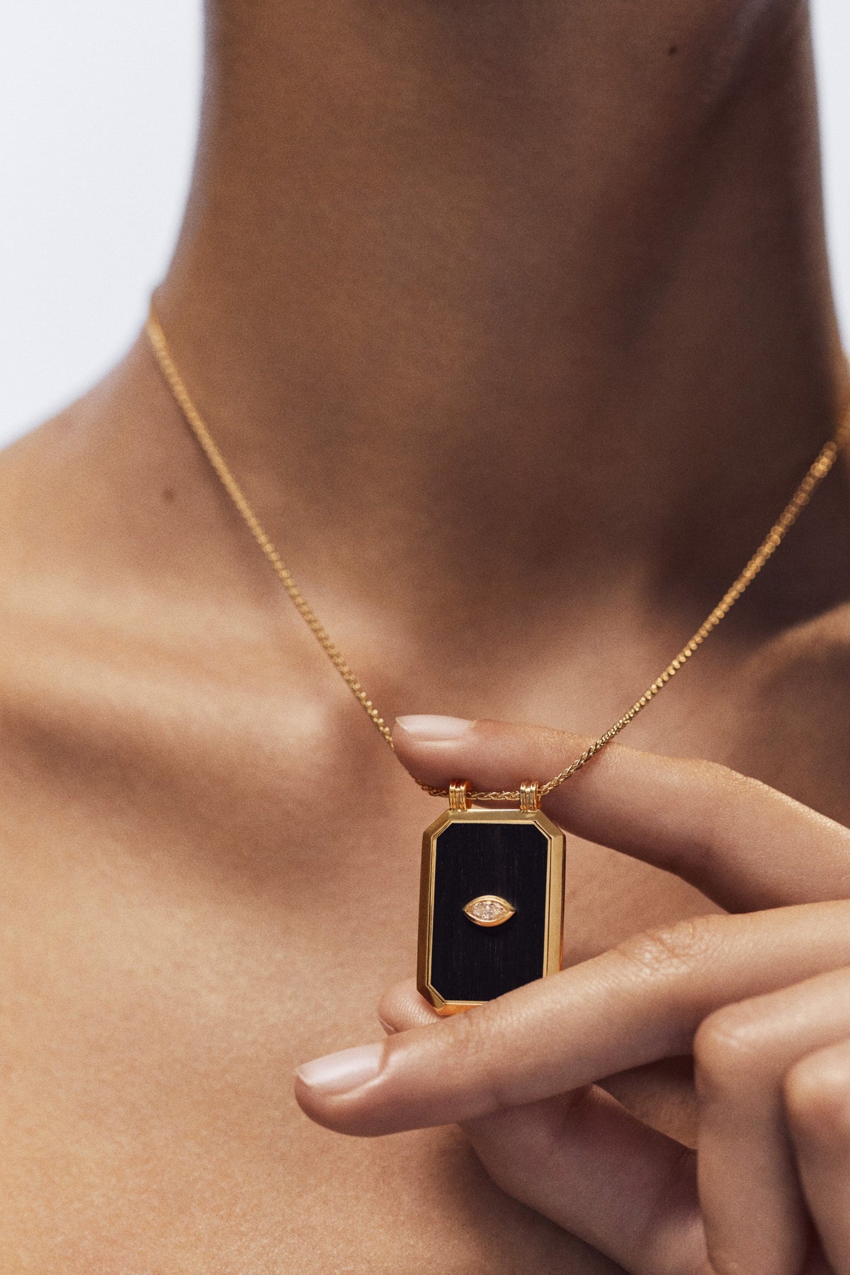 Marie Lichtenberg Staging Scapulaires Ebony Eye Scapular
