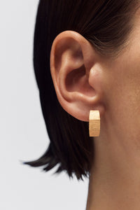 Marie Lichtenberg Staging Earring Ecrou coco earring large