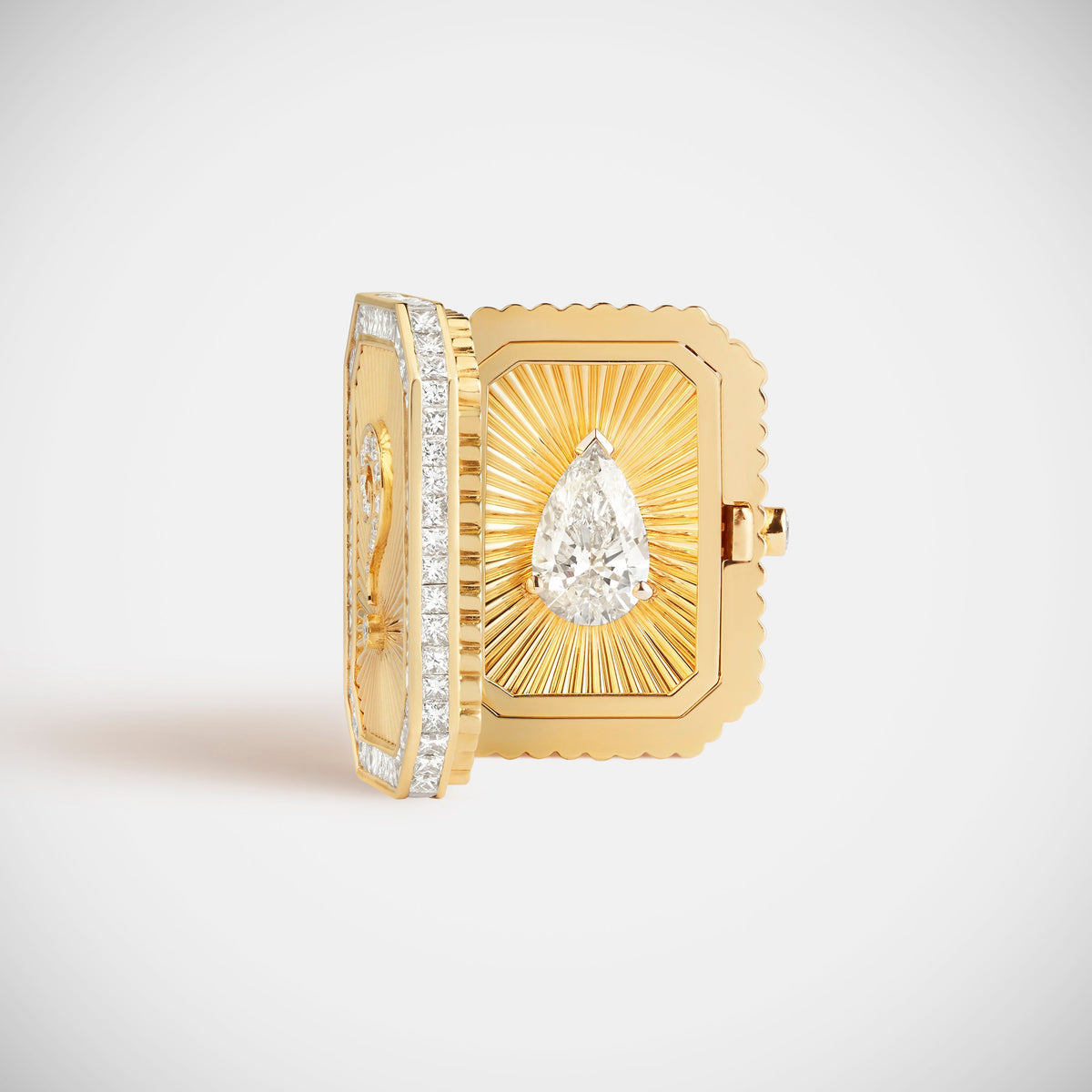 Marie Lichtenberg Staging Ring Engagement ring