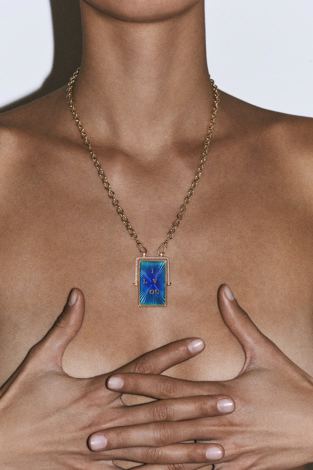 Marie Lichtenberg Staging Scapulaires Love You Spinning Scapular on Rosa Classic Chain