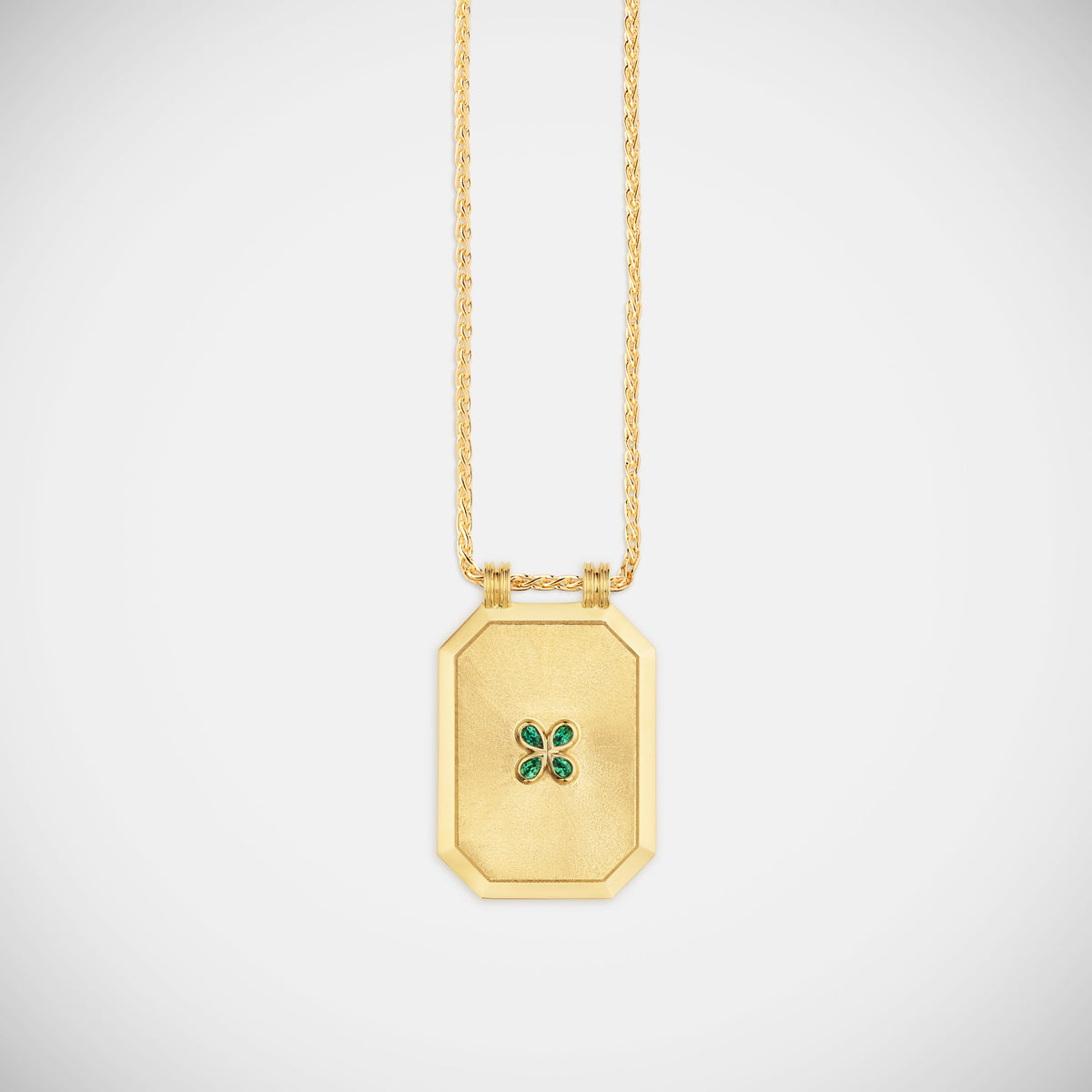Marie Lichtenberg Staging Scapulaires Luck scapular