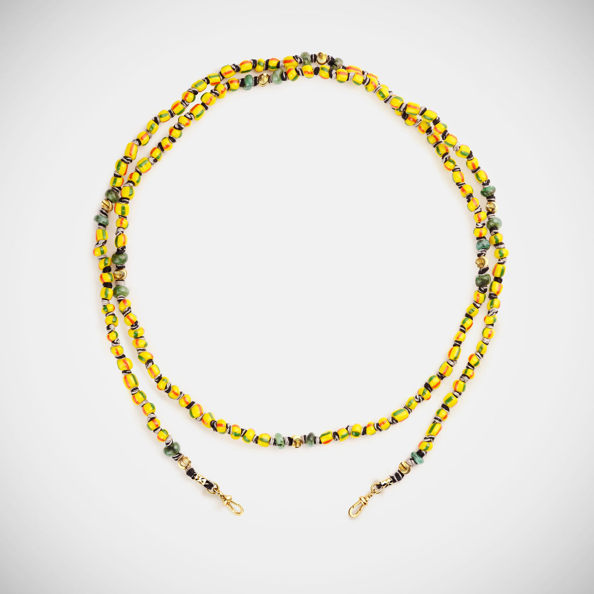 Marie Lichtenberg Staging Link Mauli beads ghana rasta 73cm