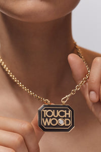 Marie Lichtenberg Staging Scapulaires Touch Wood scapular